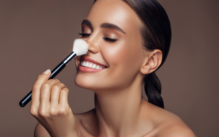 Glow That Moves With You: Makeup for Effortless, Everyday Confidence